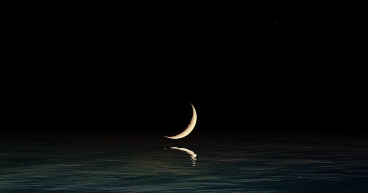 Simbolismo de la Luz de Luna en los Sueños: Iluminación Parcial y Confianza en lo Desconocido